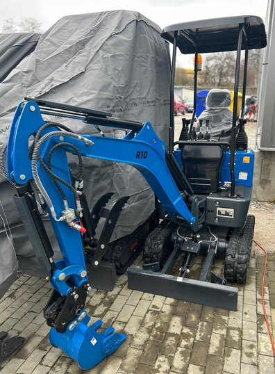 Minibager R10 (1 tona) – bagrovacie práce Košice a Košice-okolie